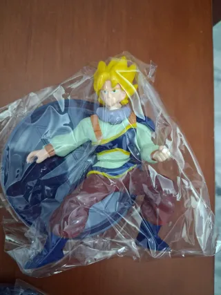 Lote 3 figuras Dragon Ball