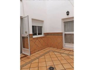 Casa en venta en Lucena
