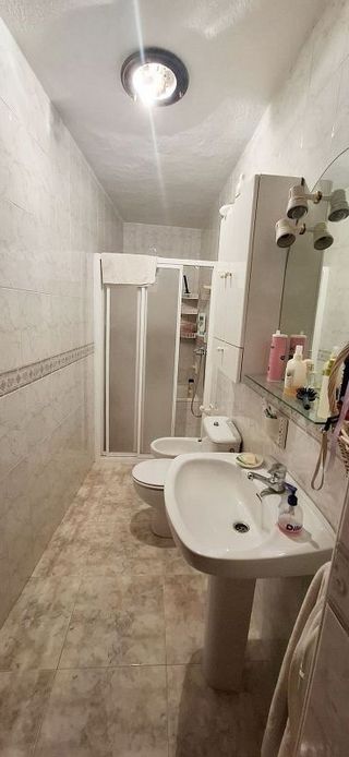 Casa adosada en venta en Torredonjimeno