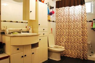 Casa adosada en venta en Loja