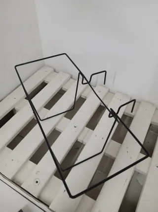 Jardinera Metálica Negra para Balcón