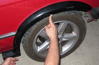 058-ALETINES Y TALONERAS BMW E30 IX