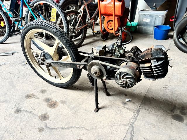 Motor Derbi Variant Star