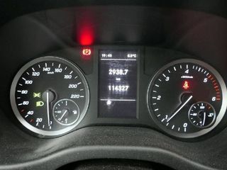 Mercedes Vito FURGÓN 114 CDI 136 CV LARGA FWD