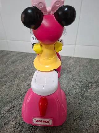Moto y Muñeca Minnie Mouse Rosa