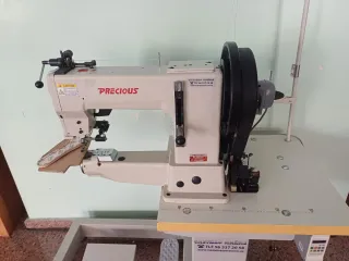 Máquina de coser triple arrastre