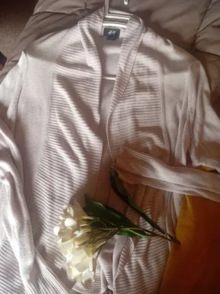 Lote Ropa Mujer Talla M y Bolso Marrón