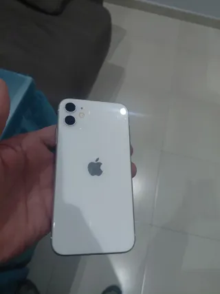 iPhone 11 Caja Blanca