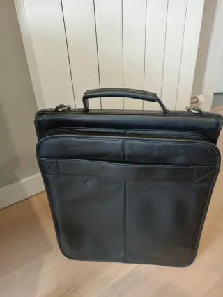 Maletín porta documentos piel negro Chivago