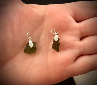 Colgantes de Moldavita Certificada en Plata