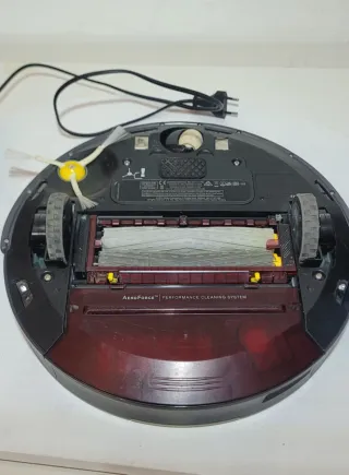 Robot aspirador Roomba 870.