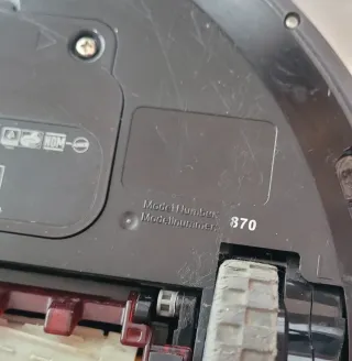 Robot aspirador Roomba 870.