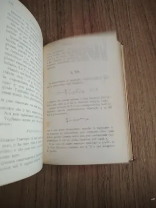 Libro Manuali Hoepli - Esercizii Critici