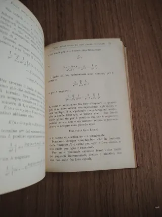 Libro Manuali Hoepli - Esercizii Critici