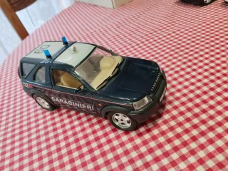 Maqueta Coche Policía Carabinieri Land Rover