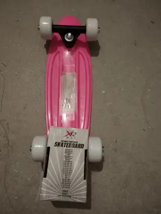 Monopatín rosa XQ Max NUEVO A ESTRENAR!