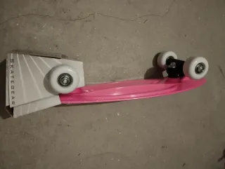 Monopatín rosa XQ Max NUEVO A ESTRENAR!