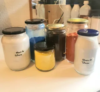 Pigmentos y aglutinante para hacer pinturas