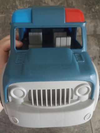 Camión de policía grande de juguete