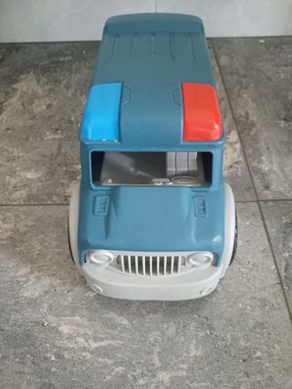Camión de policía grande de juguete