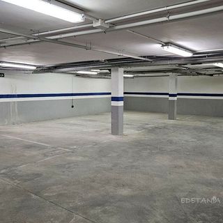 Garaje en alquiler en Moncada