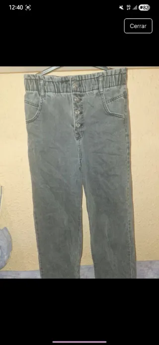 Pantalón gris Lefties