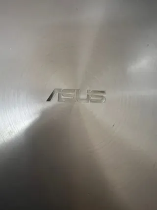 Portátil Asus Plata y Negro