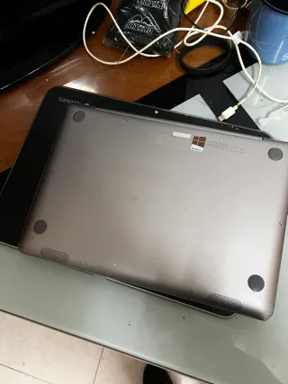 Portátil Asus Plata y Negro