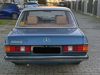 MERCEDES BENZ 300D SERIE W123 HISTORICO 1982
