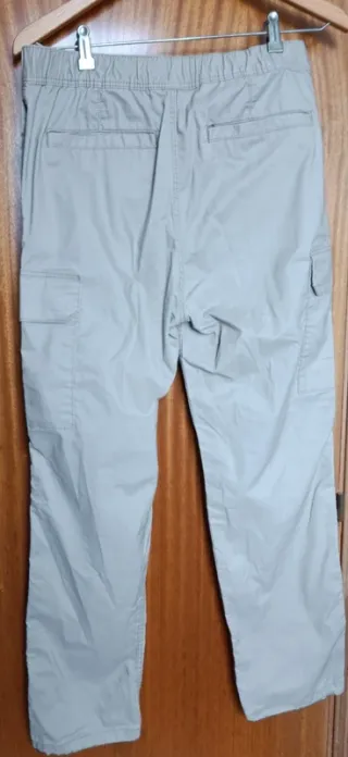 Pantalón Cargo H&M Gris Talla S (Techwear)