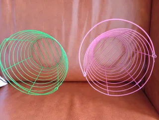 2 Maceteros Diseño Rosa y Verde