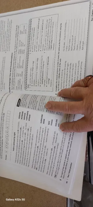 First Certificate Trainer Six Practice Tests wi...