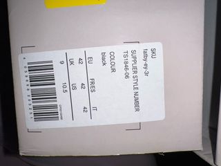 Zapatos de tacón negros