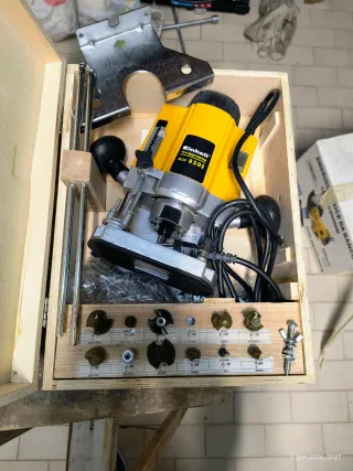 Fresatrice Einhell 850E