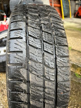 Neumáticos Goodyear 195/65 R16 104T