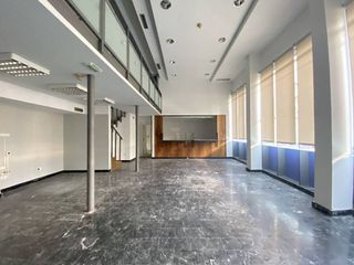 Local comercial en venta en Barañain