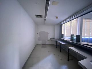 Local comercial en venta en Barañain