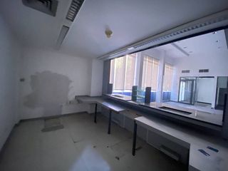 Local comercial en venta en Barañain