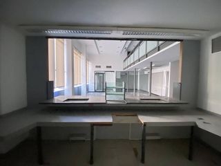 Local comercial en venta en Barañain