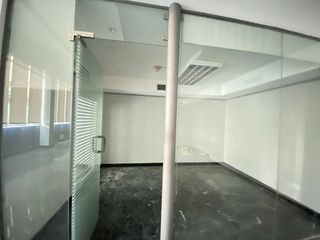 Local comercial en venta en Barañain
