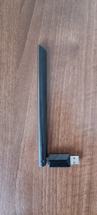 Adaptador Wi-Fi USB Negro