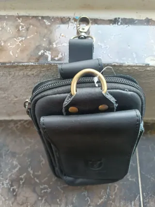 Bolsa de cuero para cinturón