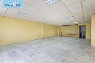 Nave industrial en venta en Albolote