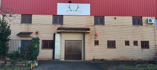 Nave industrial en venta en Perpetuo Socorro en Huesca
