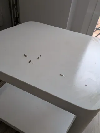 Mesita auxiliar Tingby Ikea blanca