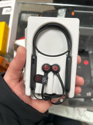 Beats Flex Auriculares Inalámbricos Chip Apple W