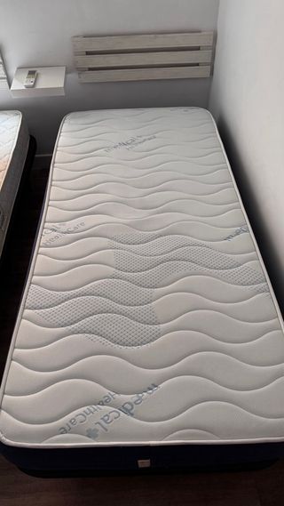 Colchón viscoelástico 90 cm.