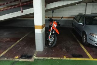 Garaje en venta en Sant Vicenç dels Horts