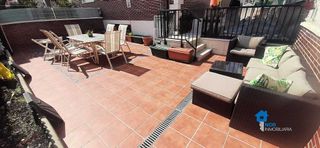 Casa pareada en venta en Laredo