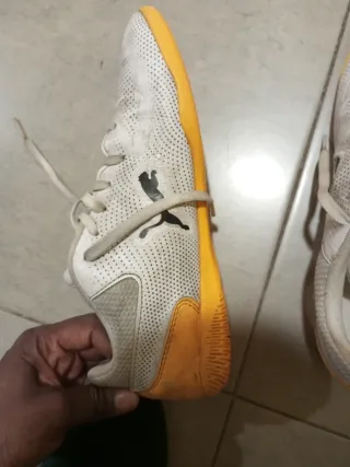 Zapatillas Puma Beige/Blancas